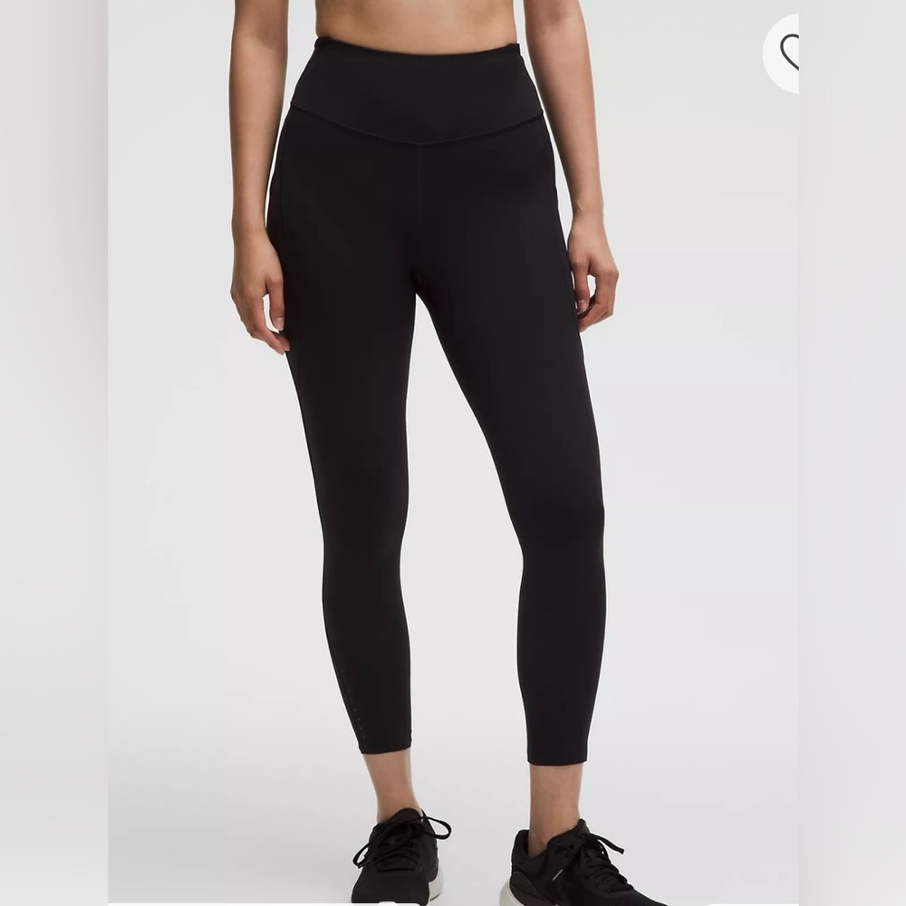 Lululemon Fast and Free High-Rise Tight 25" 5 Pockets Size 6 - Picture 5 of 10